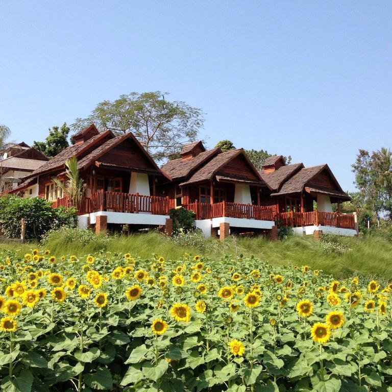 Gin'S Maekhong View Hotel Csiangszen Kültér fotó